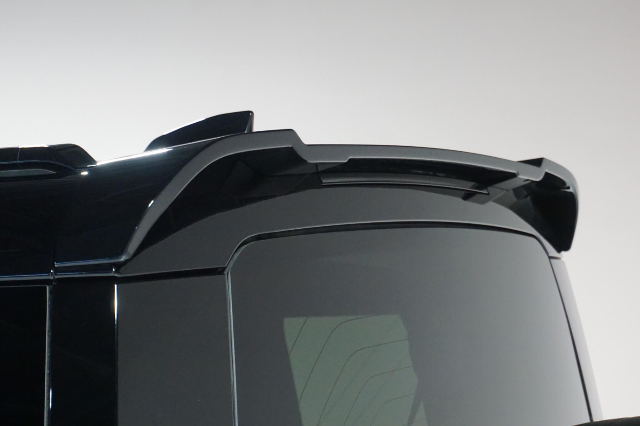 Land Rover Defender 110 3.0 D300 MHEV X-Dynamic HSE SUV 5dr Diesel Auto 4WD Euro 6 (s/s) (300 ps)